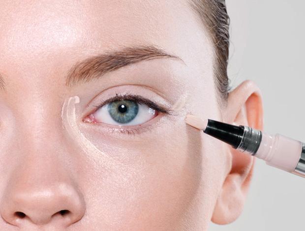 What Concealer Should I Use On Mature Skin? | Jacqueline Kalab Beauty